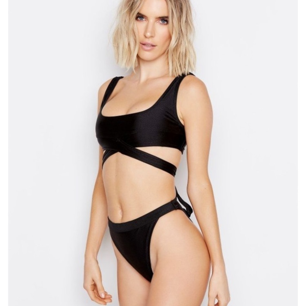 Ris-k Black Shine Wrap Around Bikini Top